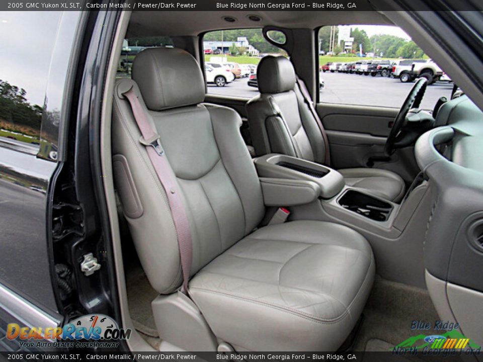 Front Seat of 2005 GMC Yukon XL SLT Photo #12