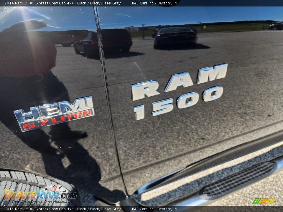 2014 Ram 1500 Express Crew Cab 4x4 Black / Black/Diesel Gray Photo #7