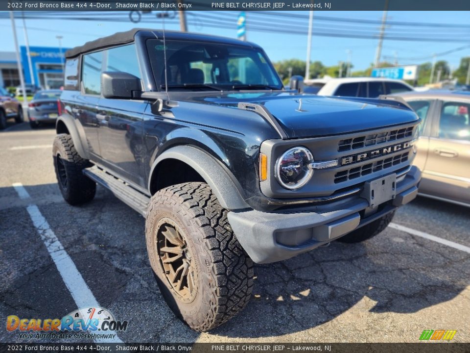 2022 Ford Bronco Base 4x4 4-Door Shadow Black / Black Onyx Photo #2