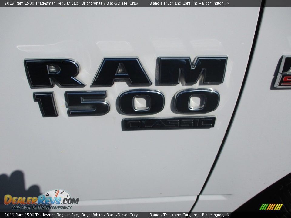 2019 Ram 1500 Tradesman Regular Cab Bright White / Black/Diesel Gray Photo #23