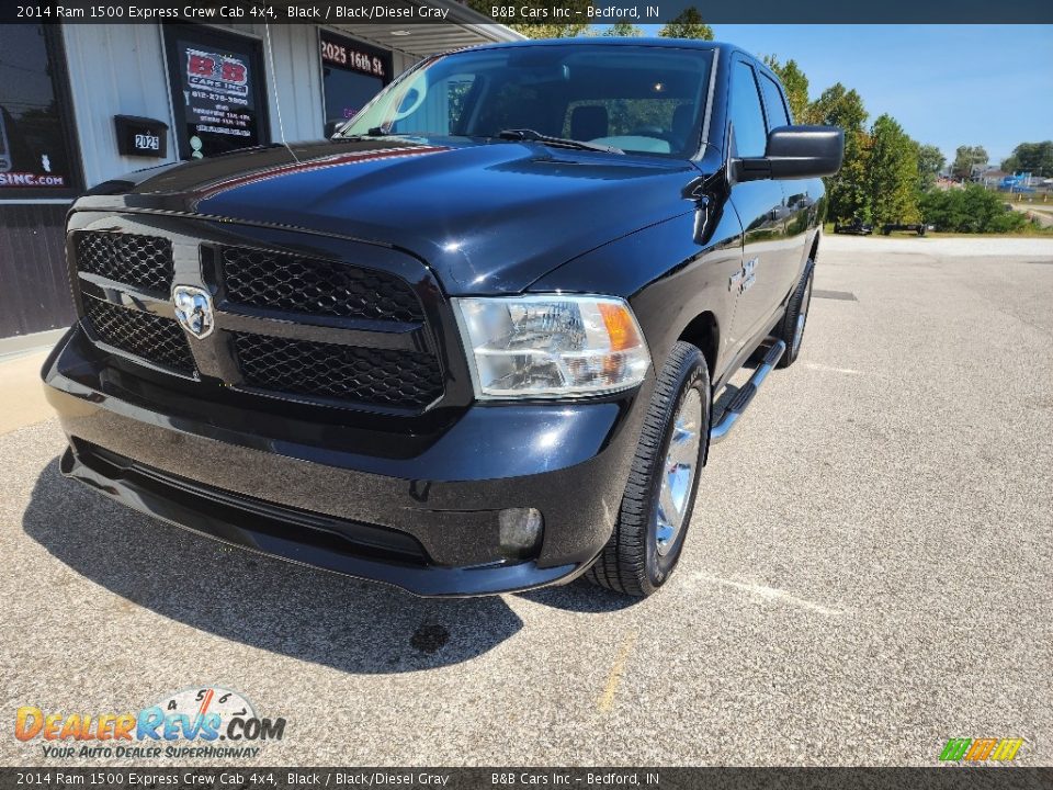 2014 Ram 1500 Express Crew Cab 4x4 Black / Black/Diesel Gray Photo #23