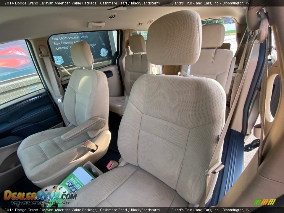 2014 Dodge Grand Caravan American Value Package Cashmere Pearl / Black/Sandstorm Photo #23
