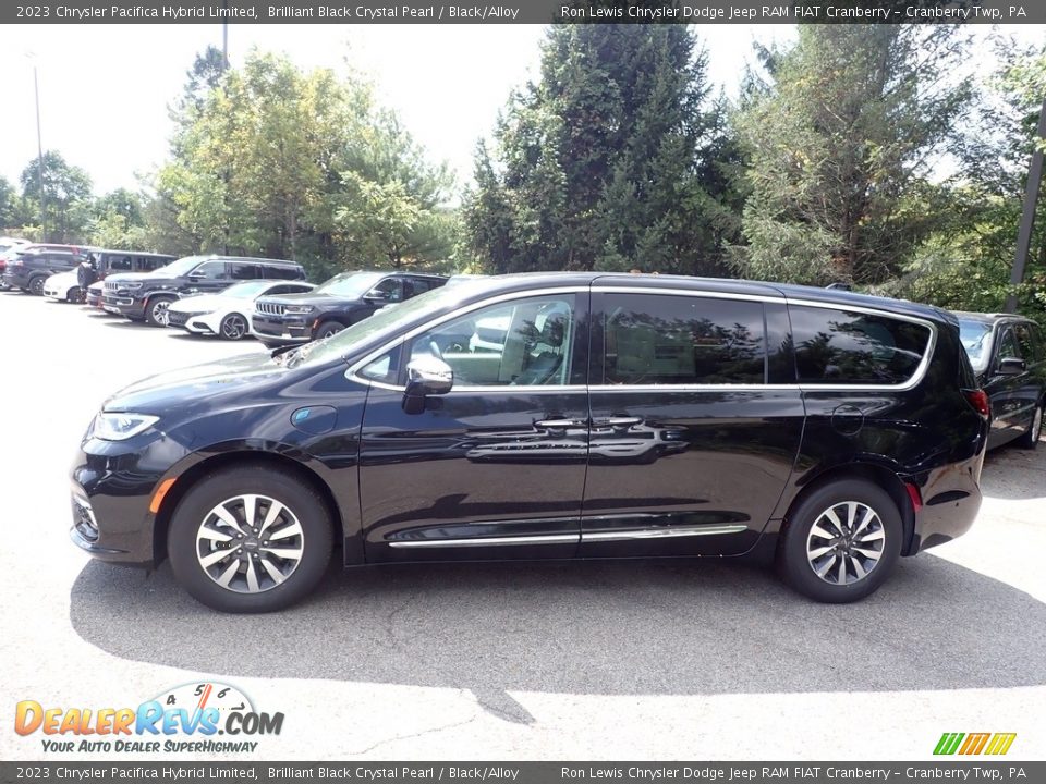 2023 Chrysler Pacifica Hybrid Limited Brilliant Black Crystal Pearl / Black/Alloy Photo #2