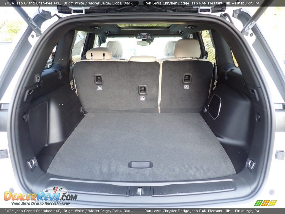 2024 Jeep Grand Cherokee 4XE Trunk Photo #5