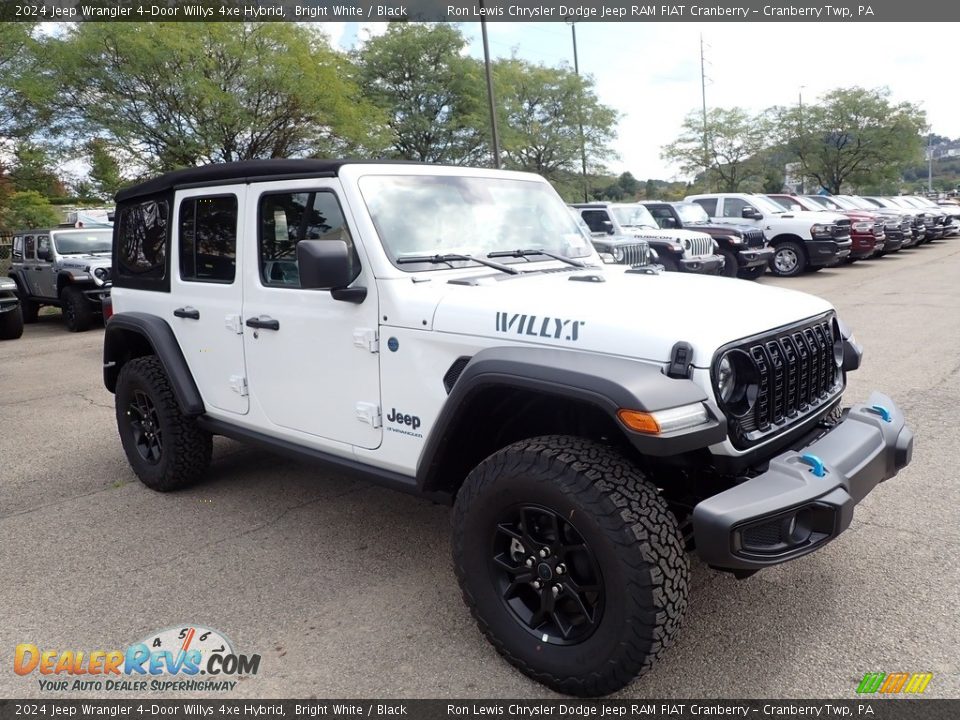 Front 3/4 View of 2024 Jeep Wrangler 4-Door Willys 4xe Hybrid Photo #7