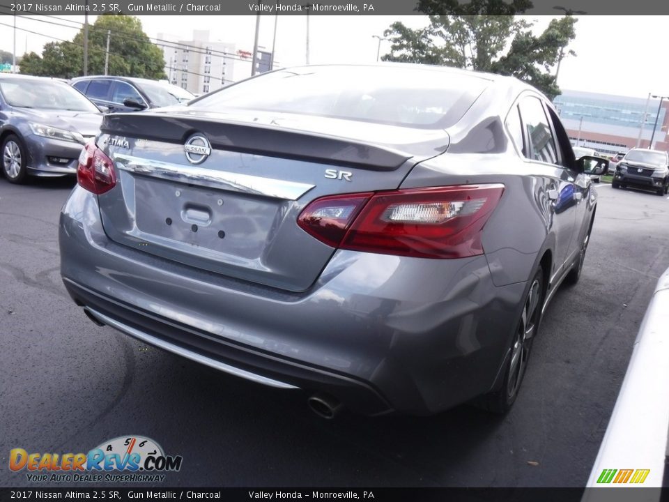 2017 Nissan Altima 2.5 SR Gun Metallic / Charcoal Photo #5