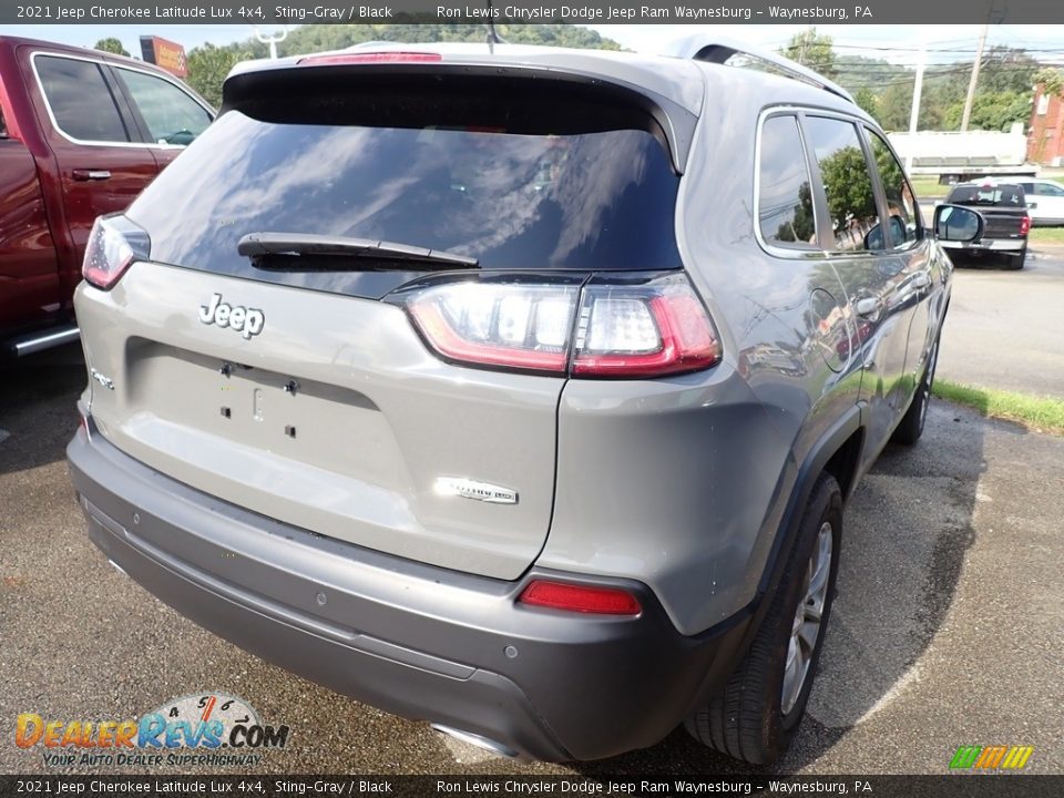 2021 Jeep Cherokee Latitude Lux 4x4 Sting-Gray / Black Photo #3