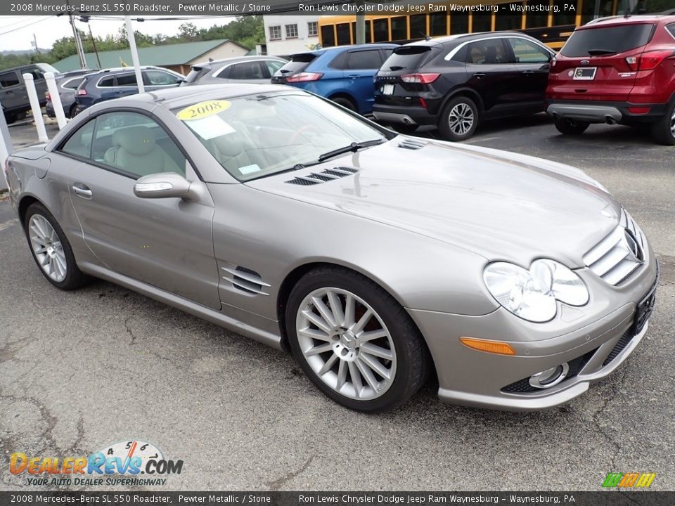 Front 3/4 View of 2008 Mercedes-Benz SL 550 Roadster Photo #8