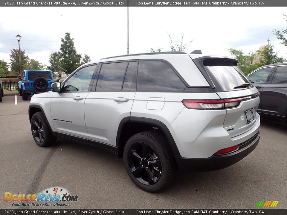 2023 Jeep Grand Cherokee Altitude 4x4 Silver Zynith / Global Black Photo #3