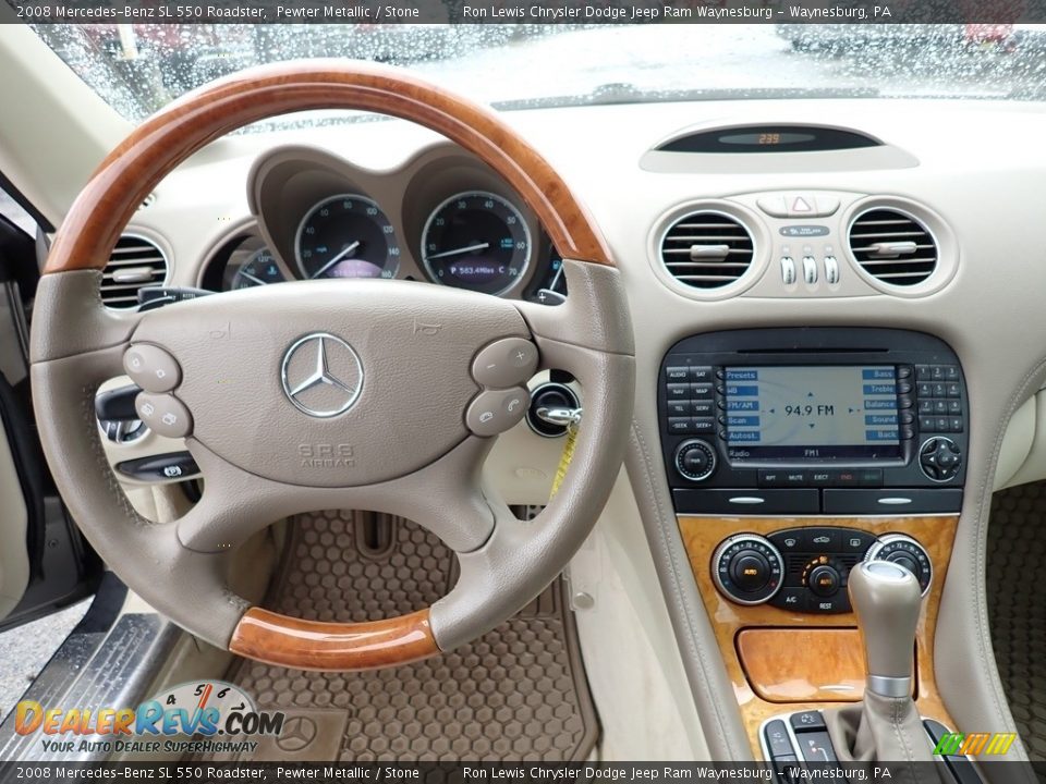 Dashboard of 2008 Mercedes-Benz SL 550 Roadster Photo #13