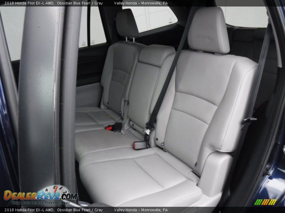 Rear Seat of 2018 Honda Pilot EX-L AWD Photo #26