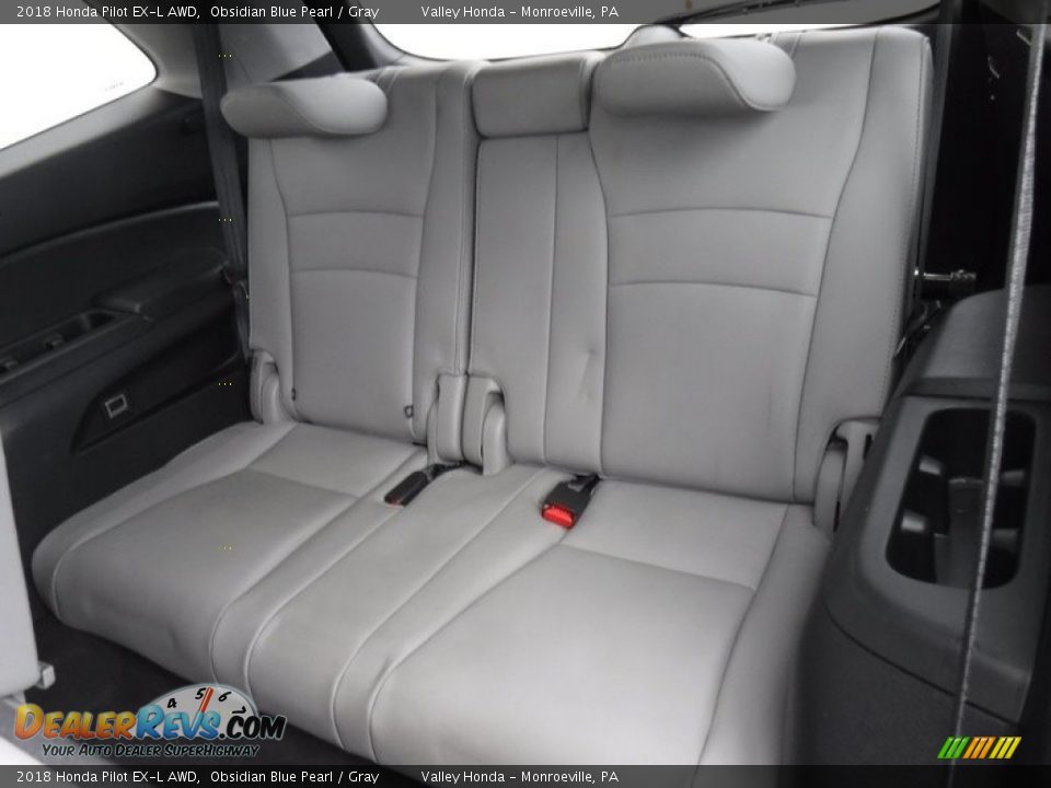 Rear Seat of 2018 Honda Pilot EX-L AWD Photo #27