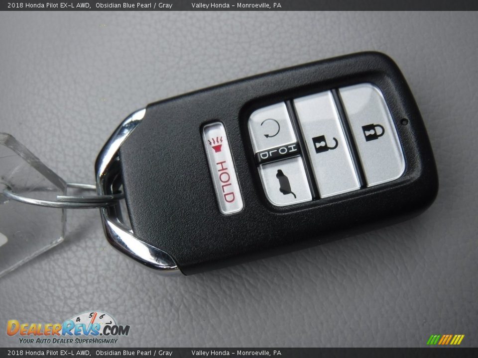 Keys of 2018 Honda Pilot EX-L AWD Photo #30