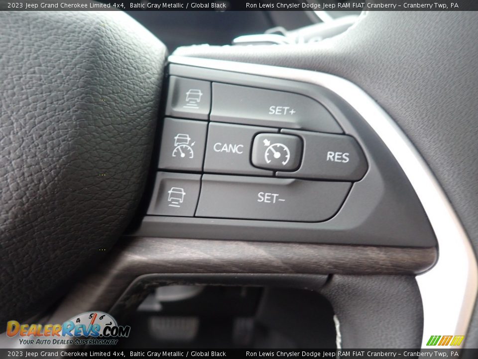 2023 Jeep Grand Cherokee Limited 4x4 Steering Wheel Photo #17