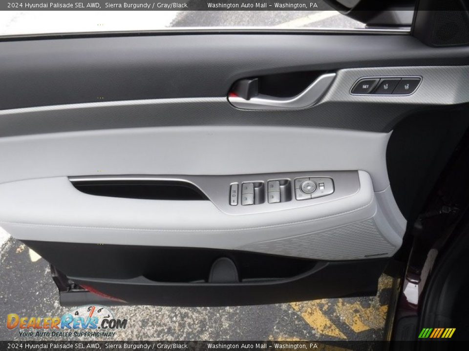 Door Panel of 2024 Hyundai Palisade SEL AWD Photo #9