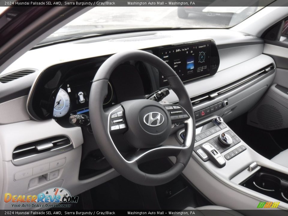 Dashboard of 2024 Hyundai Palisade SEL AWD Photo #12