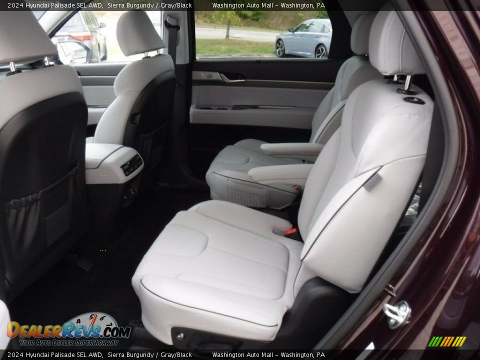 Rear Seat of 2024 Hyundai Palisade SEL AWD Photo #28