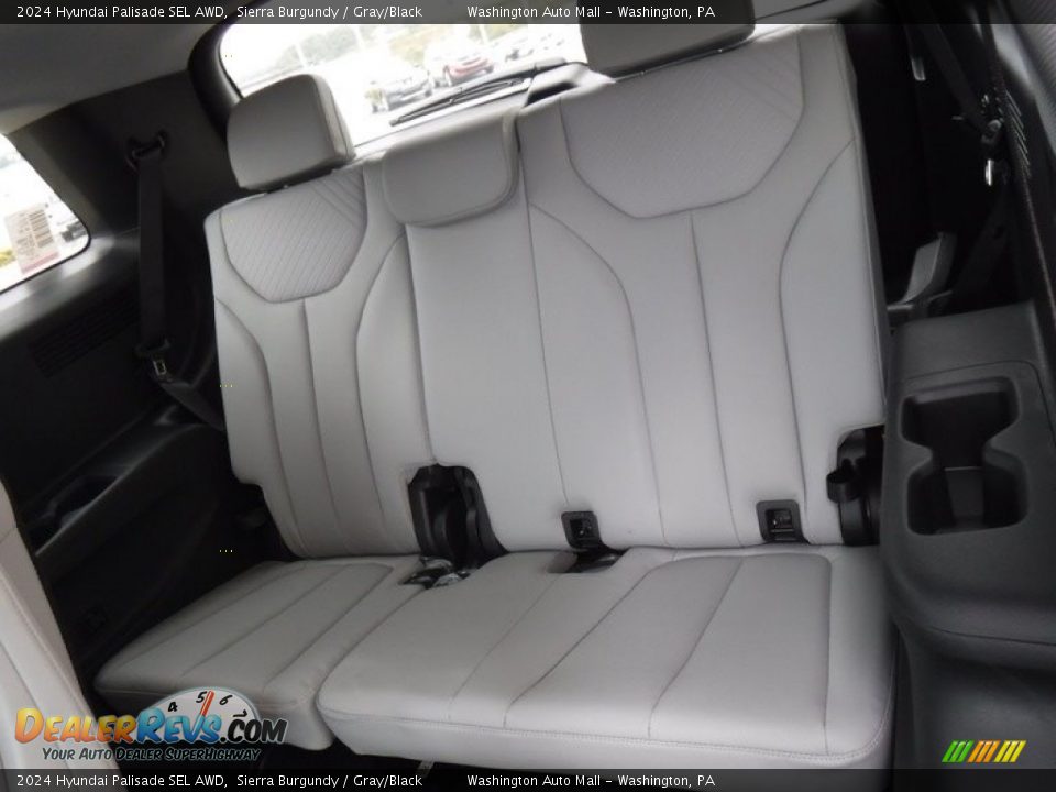 Rear Seat of 2024 Hyundai Palisade SEL AWD Photo #31