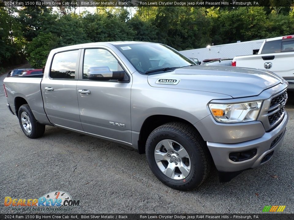 Front 3/4 View of 2024 Ram 1500 Big Horn Crew Cab 4x4 Photo #9