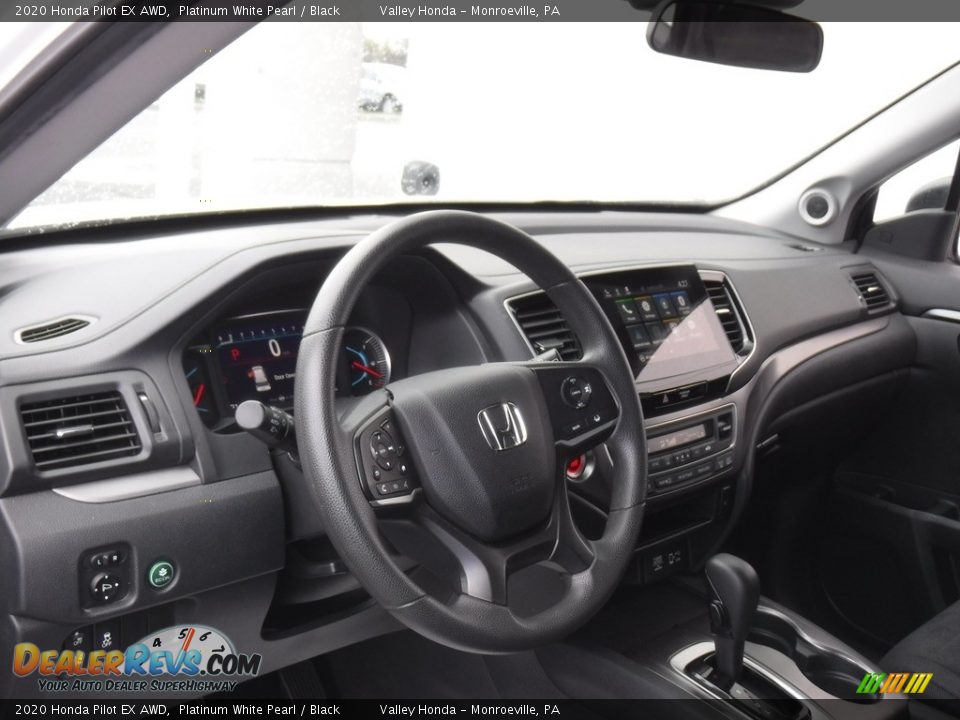 Dashboard of 2020 Honda Pilot EX AWD Photo #8