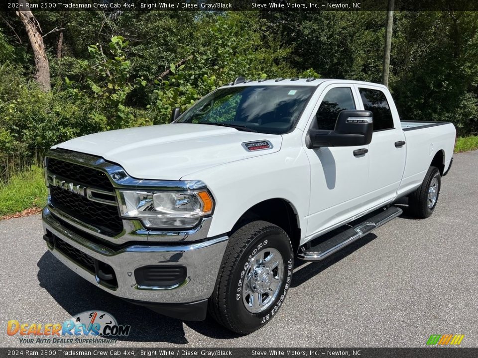 2024 Ram 2500 Tradesman Crew Cab 4x4 Bright White / Diesel Gray/Black Photo #2