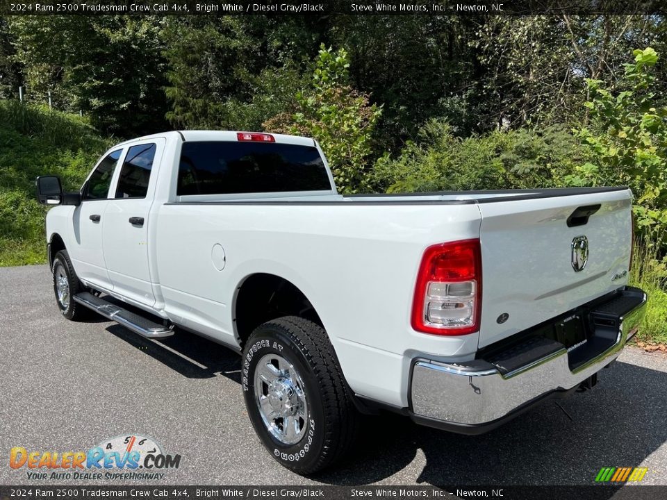 2024 Ram 2500 Tradesman Crew Cab 4x4 Bright White / Diesel Gray/Black Photo #9