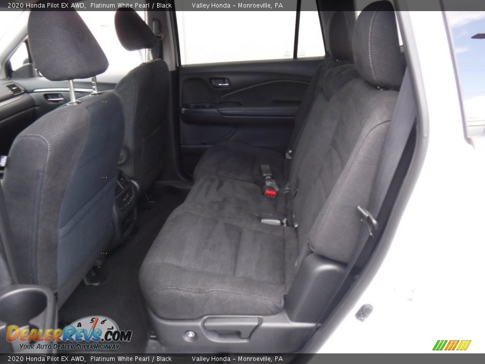 Rear Seat of 2020 Honda Pilot EX AWD Photo #26