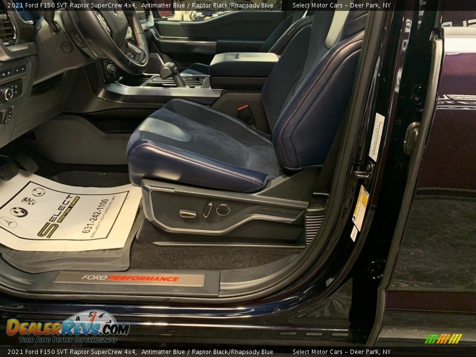 Front Seat of 2021 Ford F150 SVT Raptor SuperCrew 4x4 Photo #13