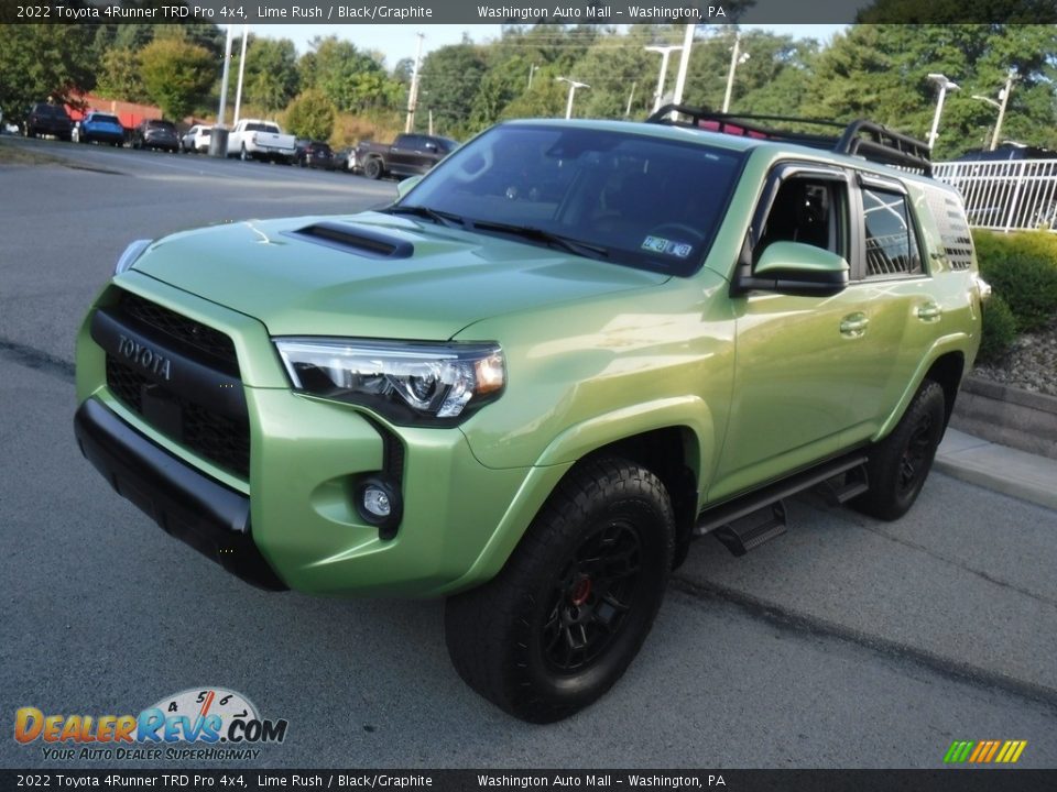 Front 3/4 View of 2022 Toyota 4Runner TRD Pro 4x4 Photo #20