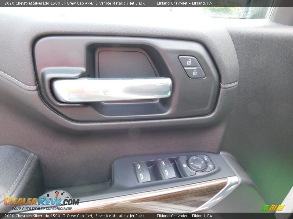 2020 Chevrolet Silverado 1500 LT Crew Cab 4x4 Silver Ice Metallic / Jet Black Photo #18