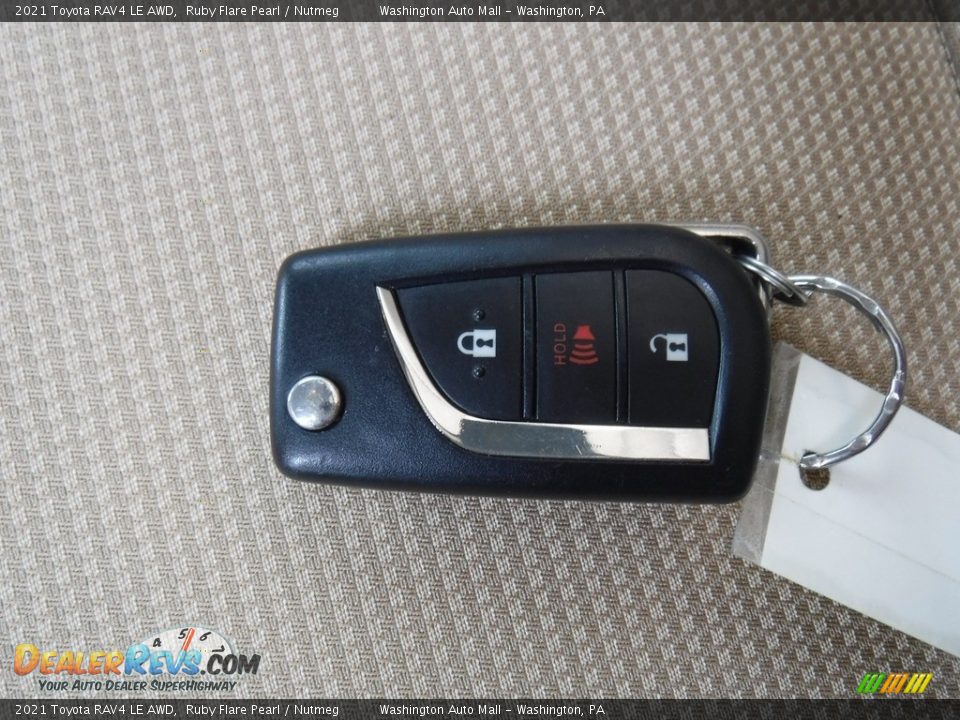 Keys of 2021 Toyota RAV4 LE AWD Photo #29
