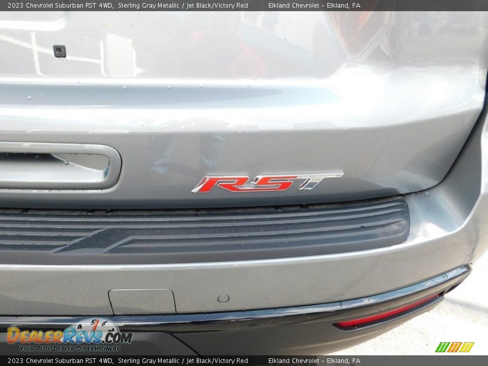 2023 Chevrolet Suburban RST 4WD Logo Photo #14