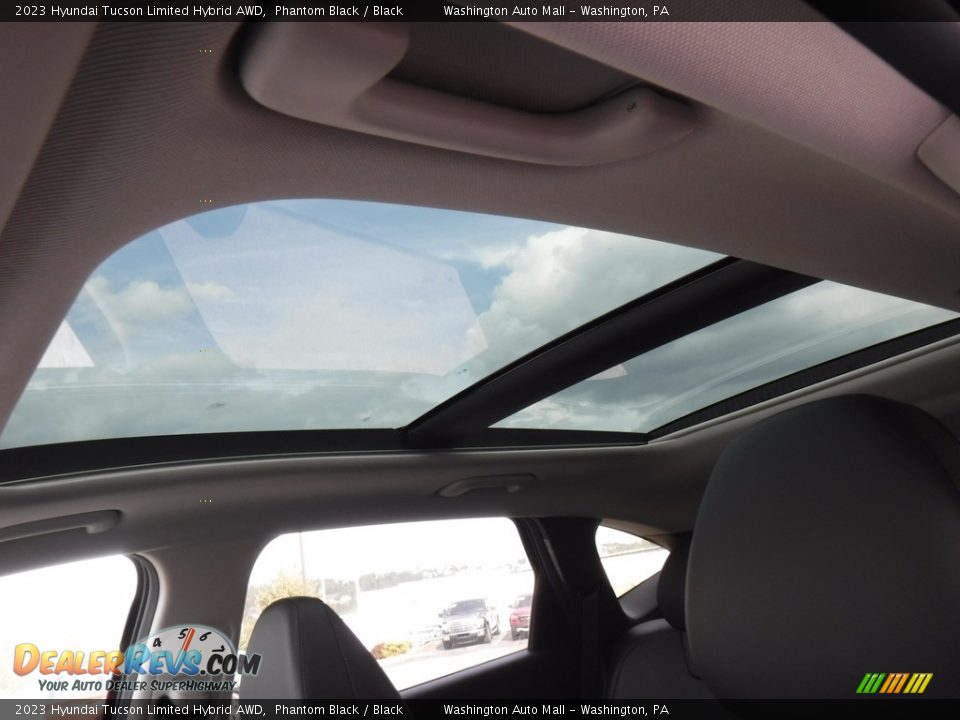 Sunroof of 2023 Hyundai Tucson Limited Hybrid AWD Photo #9