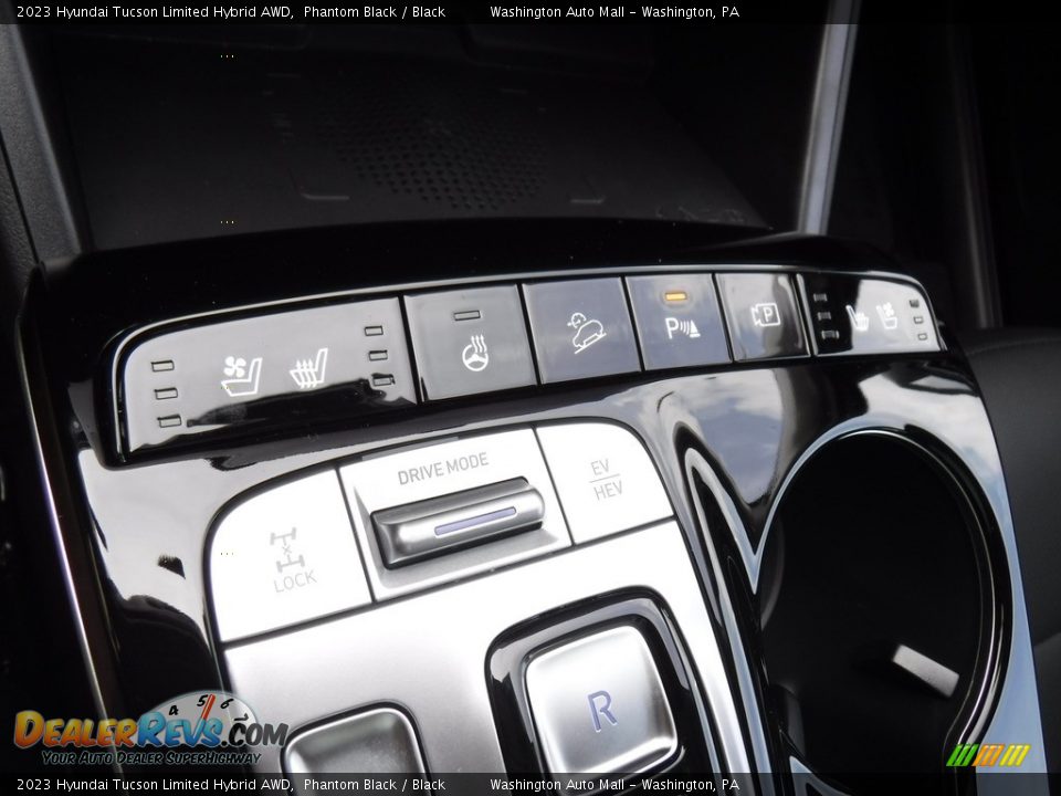 Controls of 2023 Hyundai Tucson Limited Hybrid AWD Photo #17