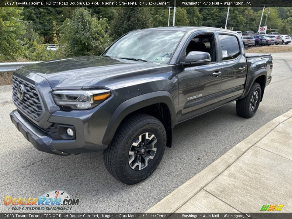 Front 3/4 View of 2023 Toyota Tacoma TRD Off Road Double Cab 4x4 Photo #7