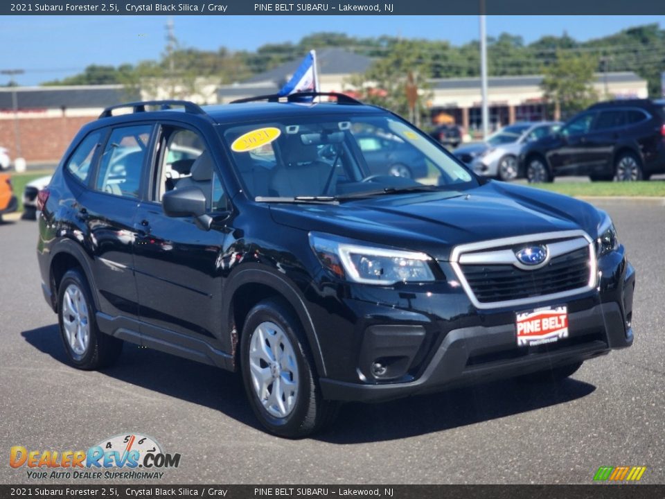 Front 3/4 View of 2021 Subaru Forester 2.5i Photo #8