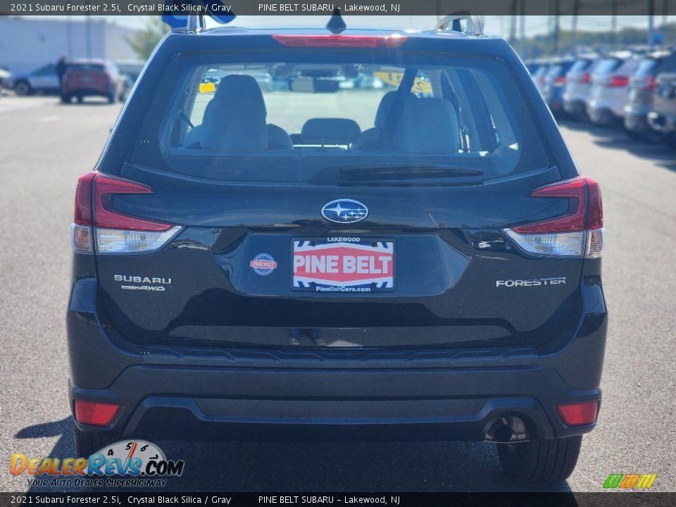 2021 Subaru Forester 2.5i Crystal Black Silica / Gray Photo #12