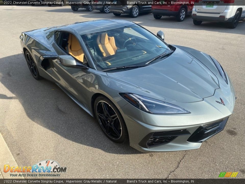 Front 3/4 View of 2022 Chevrolet Corvette Stingray Coupe Photo #3