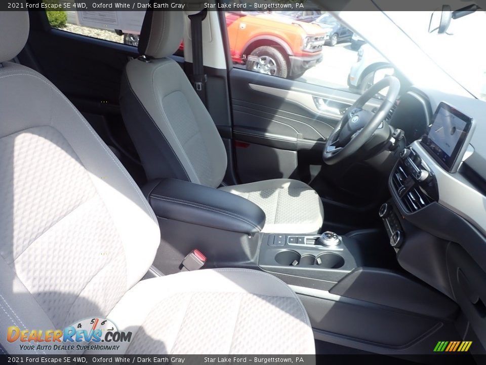Front Seat of 2021 Ford Escape SE 4WD Photo #9