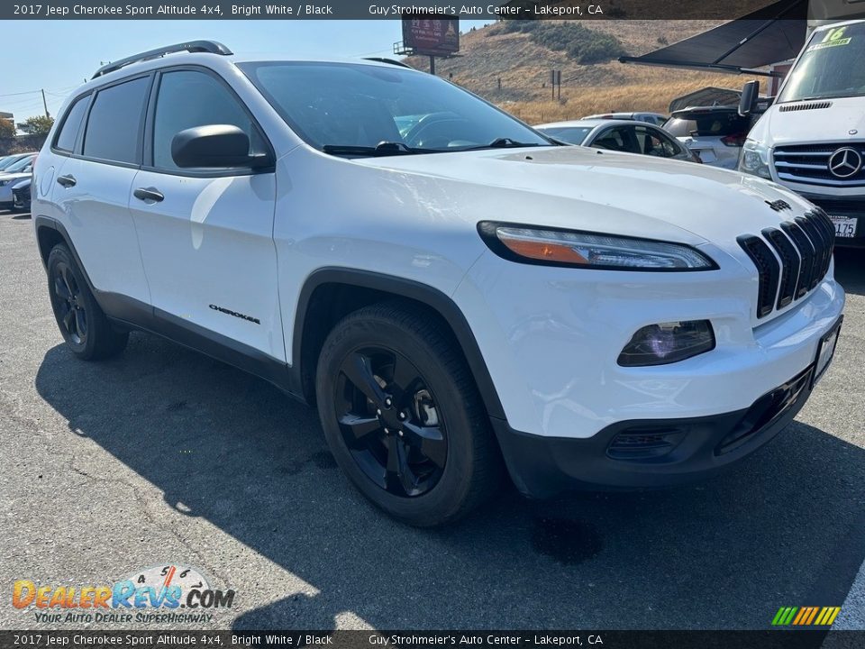 2017 Jeep Cherokee Sport Altitude 4x4 Bright White / Black Photo #1