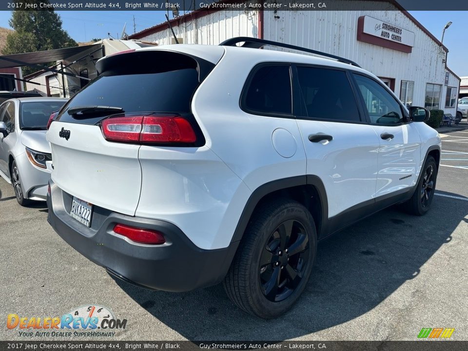 2017 Jeep Cherokee Sport Altitude 4x4 Bright White / Black Photo #6