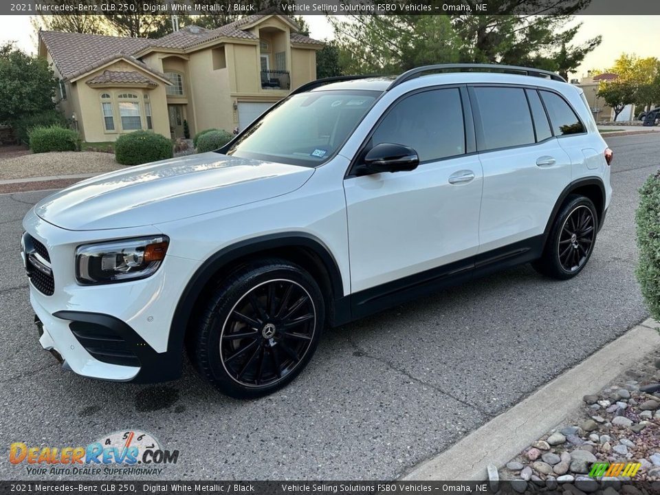 Digital White Metallic 2021 Mercedes-Benz GLB 250 Photo #1