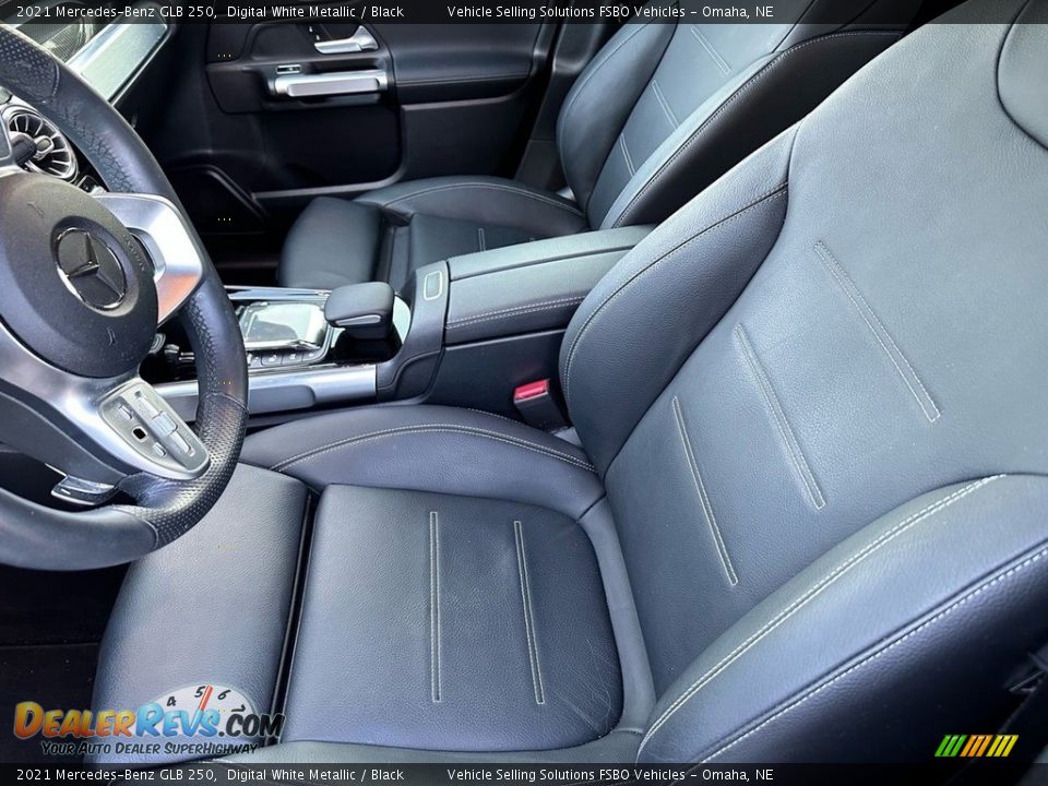 Front Seat of 2021 Mercedes-Benz GLB 250 Photo #12