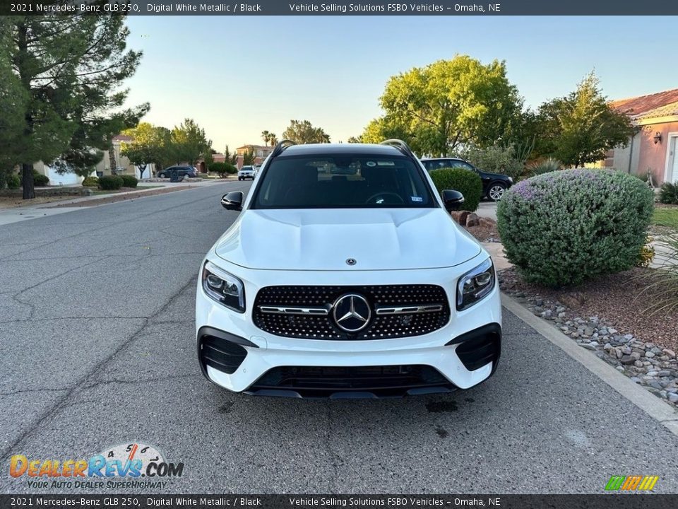 2021 Mercedes-Benz GLB 250 Digital White Metallic / Black Photo #17