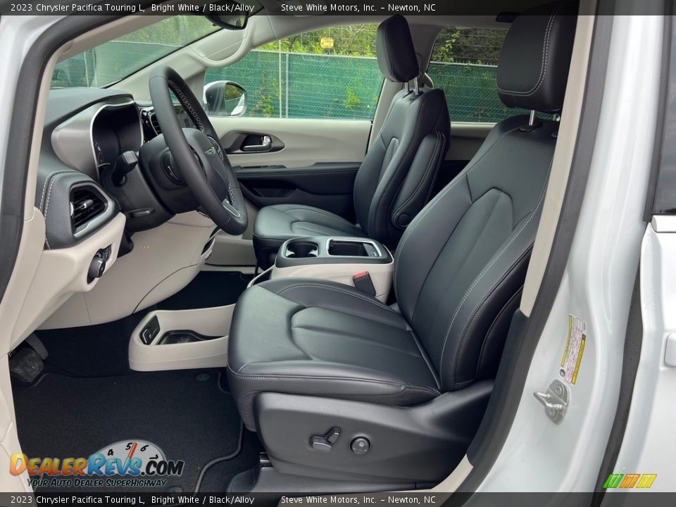 Front Seat of 2023 Chrysler Pacifica Touring L Photo #11