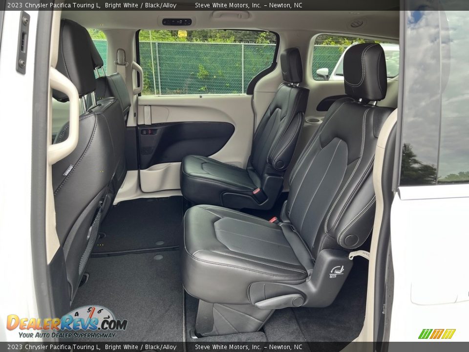 Rear Seat of 2023 Chrysler Pacifica Touring L Photo #14