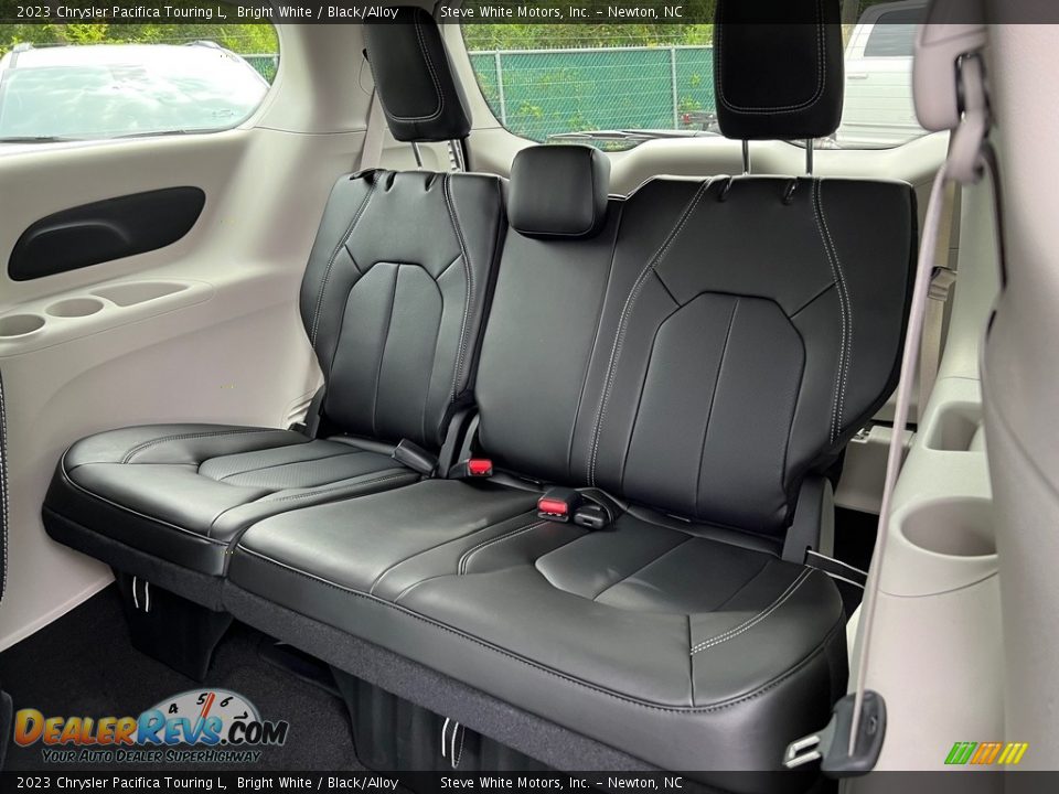 Rear Seat of 2023 Chrysler Pacifica Touring L Photo #15
