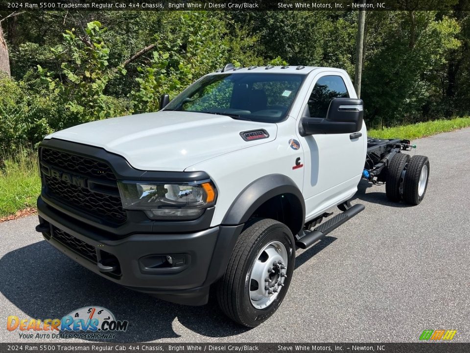 2024 Ram 5500 Tradesman Regular Cab 4x4 Chassis Bright White / Diesel Gray/Black Photo #2