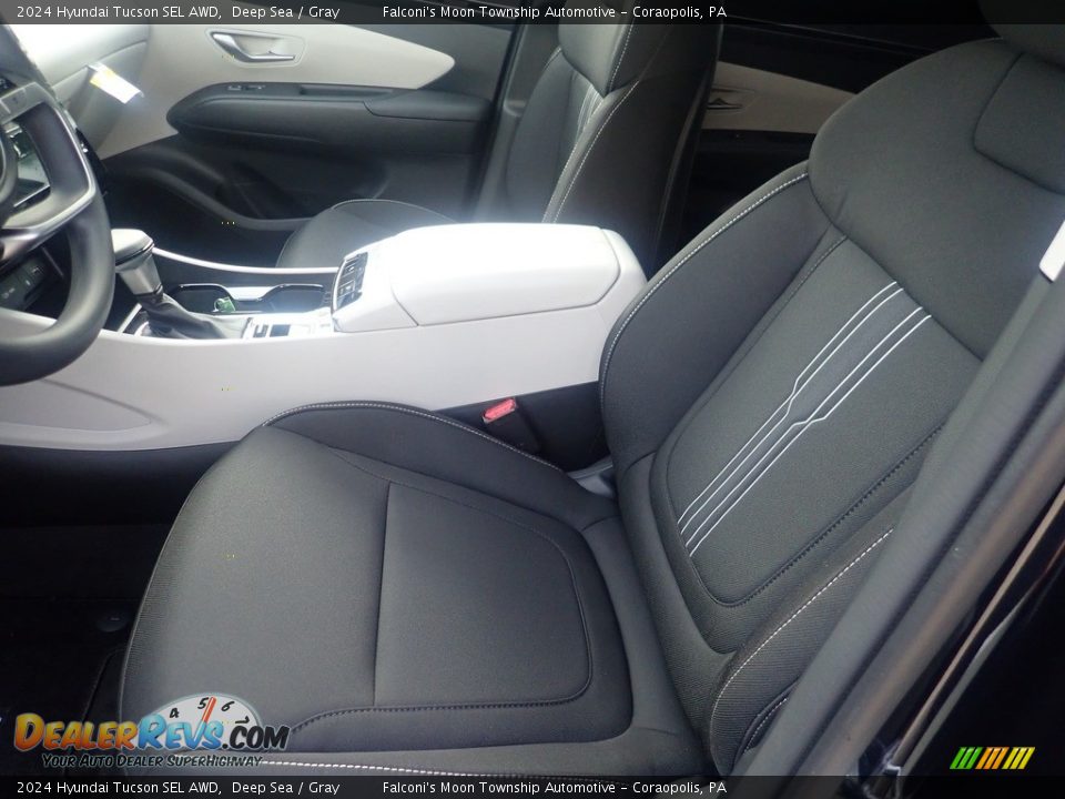 Front Seat of 2024 Hyundai Tucson SEL AWD Photo #10