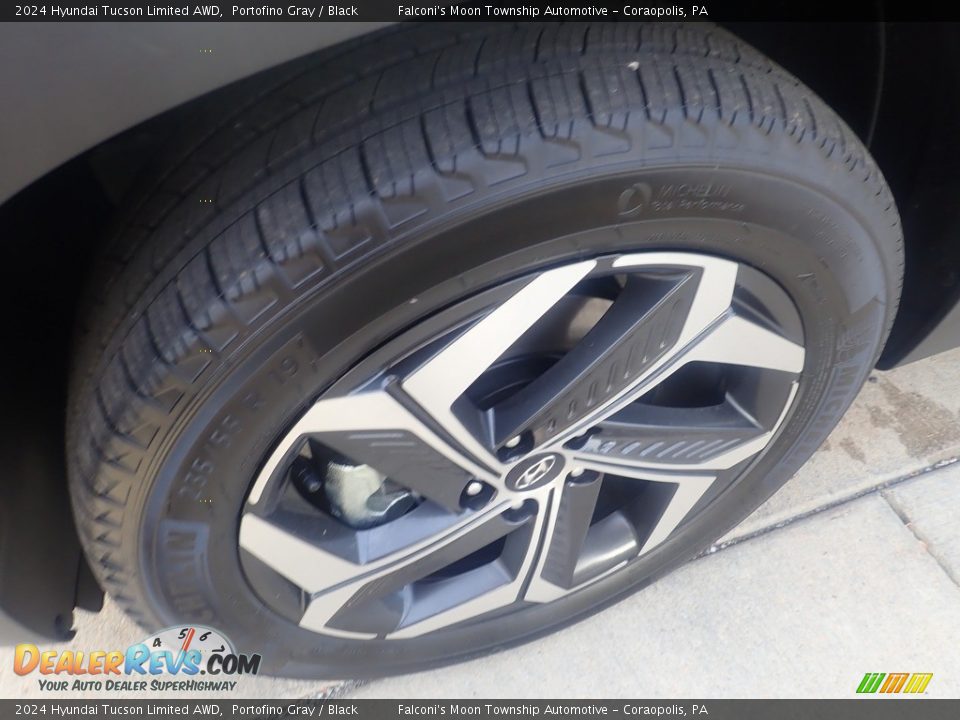 2024 Hyundai Tucson Limited AWD Portofino Gray / Black Photo #10
